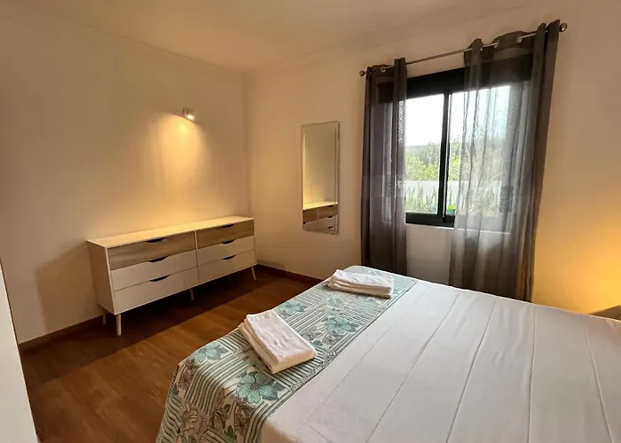 Pix Apartments